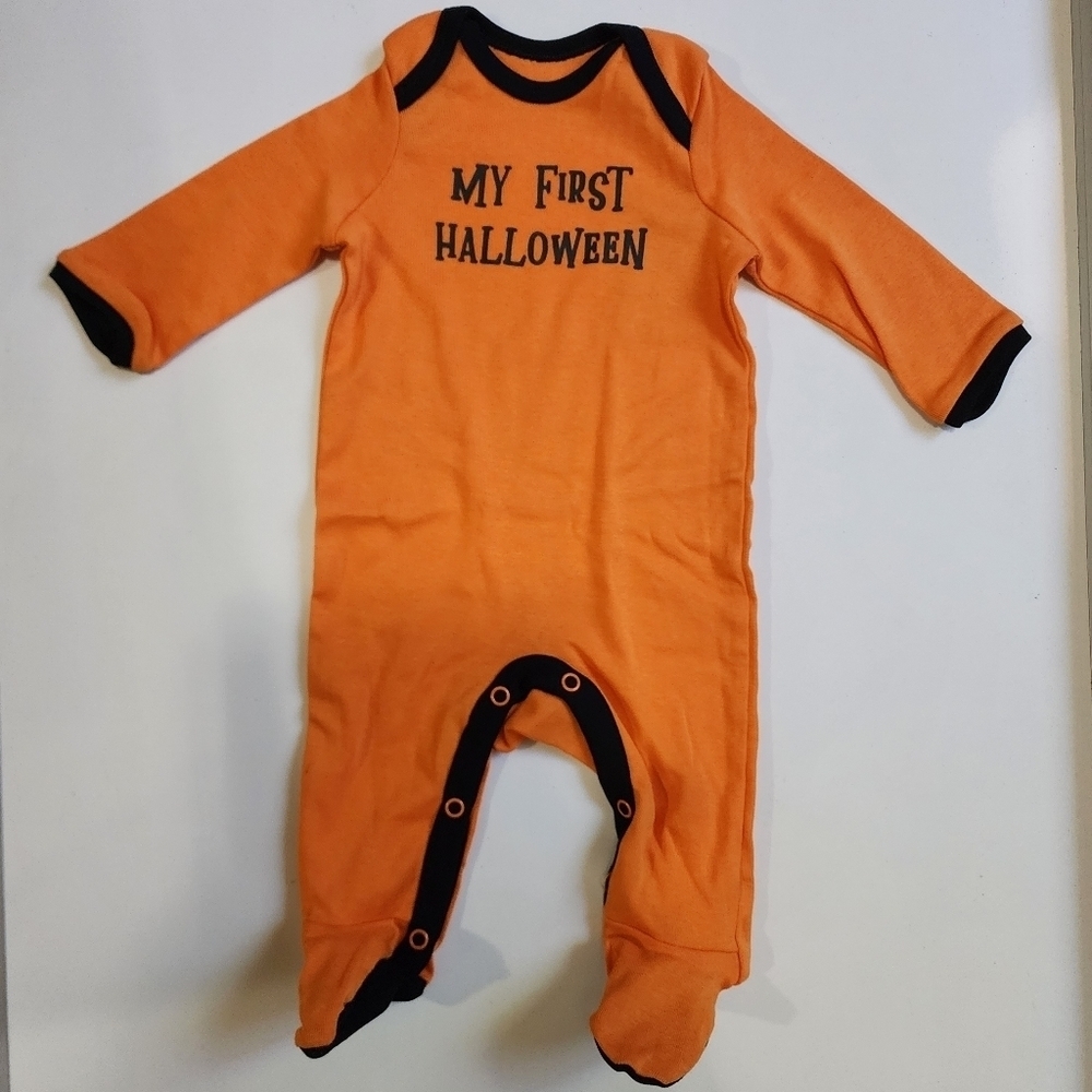 Okie Dokie My first Halloween orange and black footed sleeper Size 3 months NWT